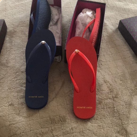 Flip flops - Picture 1 of 2